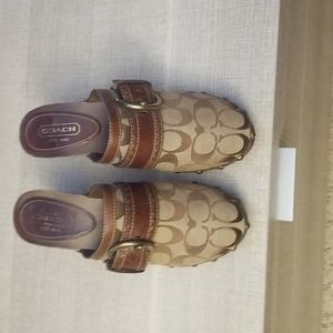 Coach clogs